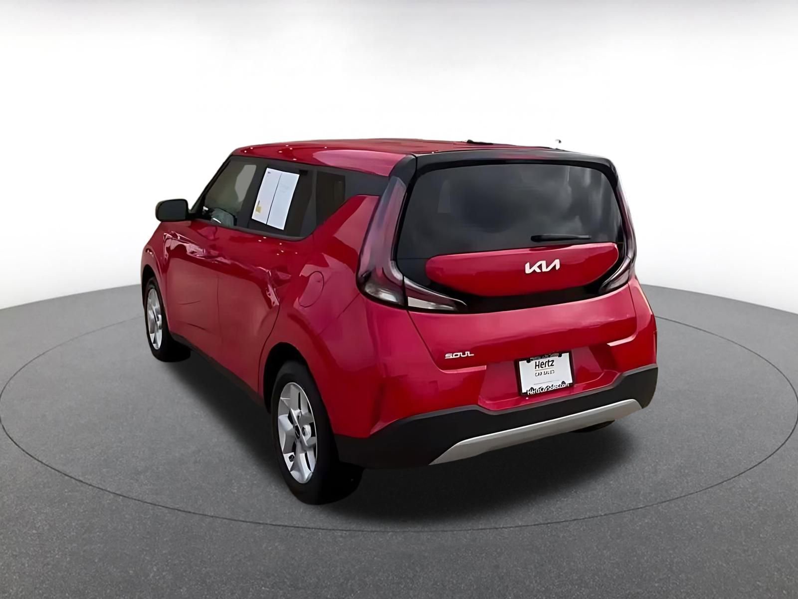 Used 2025 Kia Soul LX w/ LX Technology Package image 11