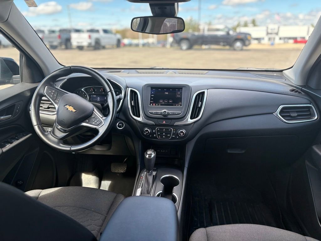 Used 2020 Chevrolet Equinox LT w/ Driver Convenience Package image 28