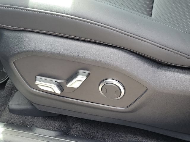 New 2027 Hyundai Santa Fe SEL FWD image 19