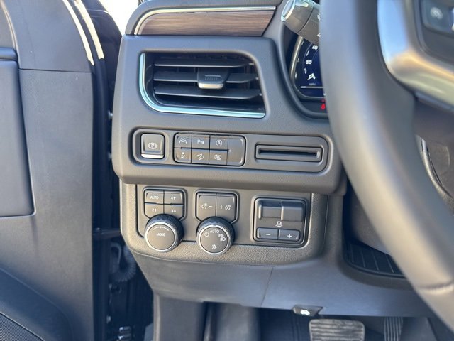 Certified 2024 Chevrolet Tahoe Z71 w/ Luxury Package image 23