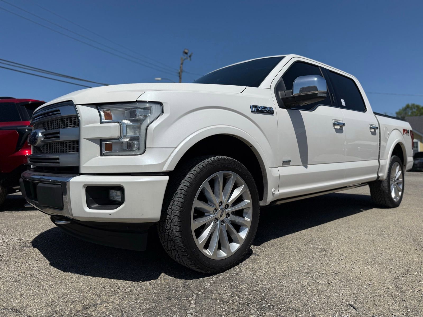 Used 2017 Ford F150 Platinum w/ Equipment Group 701A Luxury AWD/4WD image 2