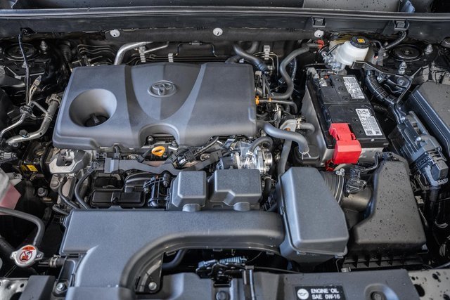 New 2025 Toyota RAV4 XLE image 16