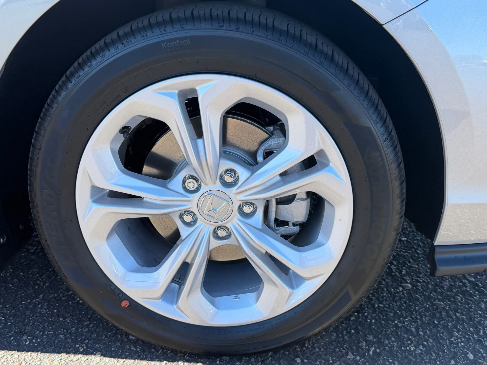New 2026 Honda Accord LX image 9