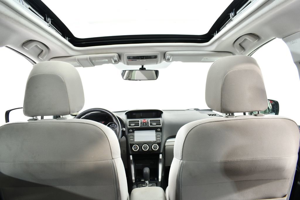 Used 2017 Subaru Forester 2.5i Premium w/ All-Weather Package image 17