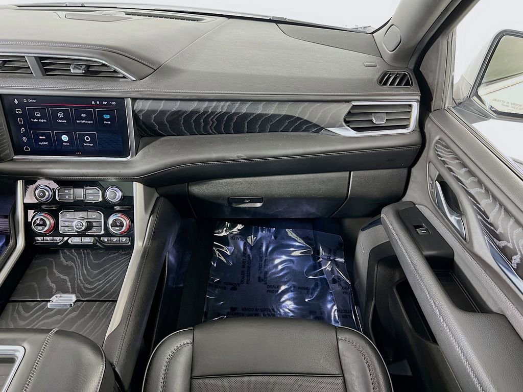 Used 2023 GMC Yukon Denali image 25