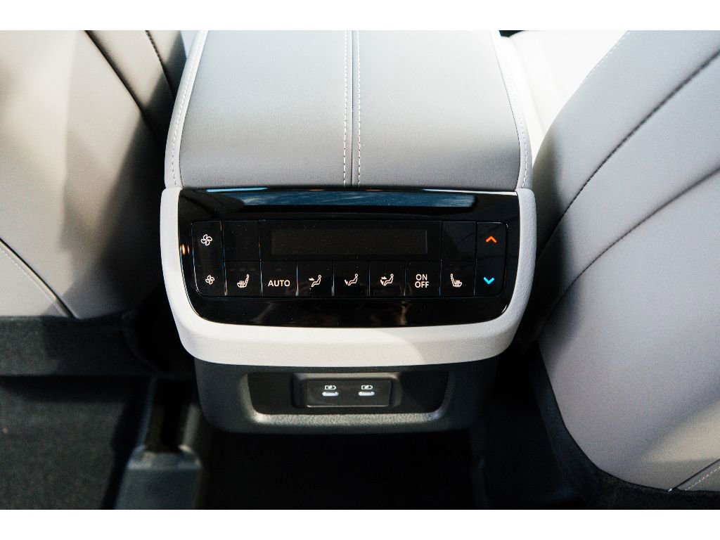 Certified 2026 INFINITI QX60 Luxe w/ Cargo Package image 25