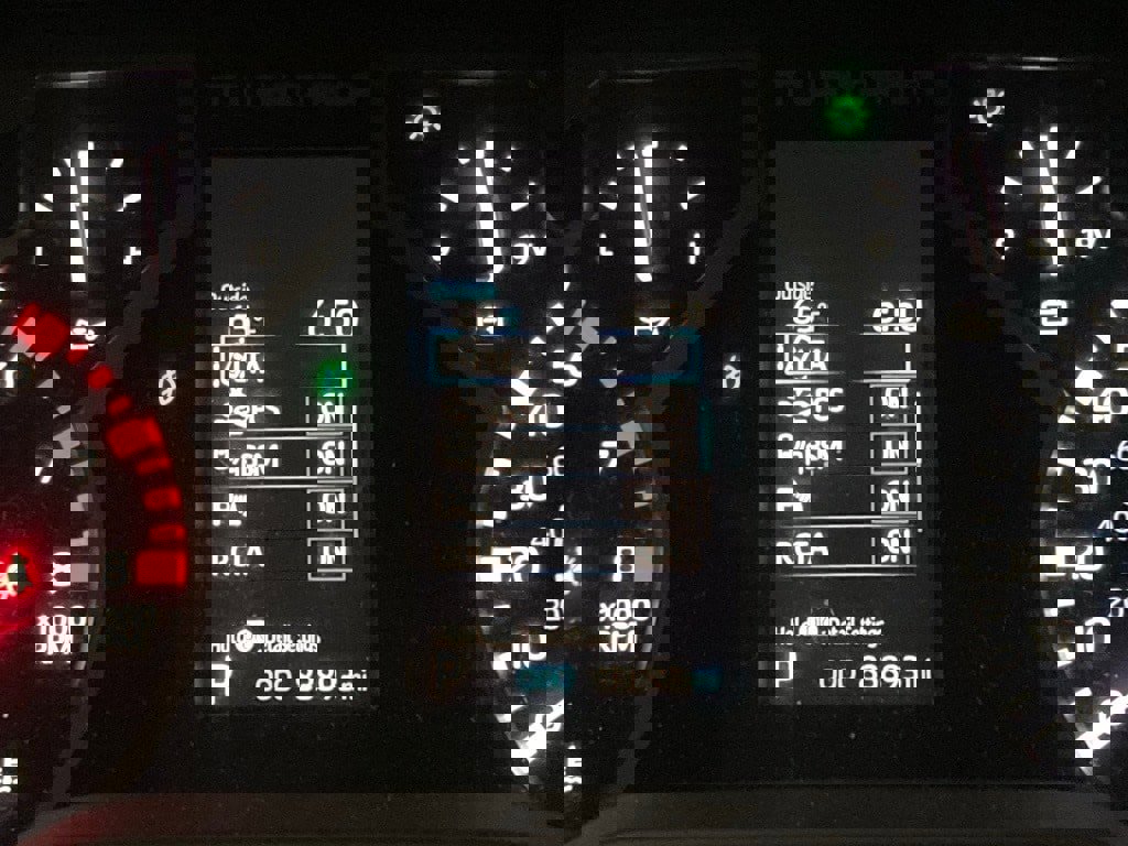 Used 2023 Toyota Tundra Limited image 17