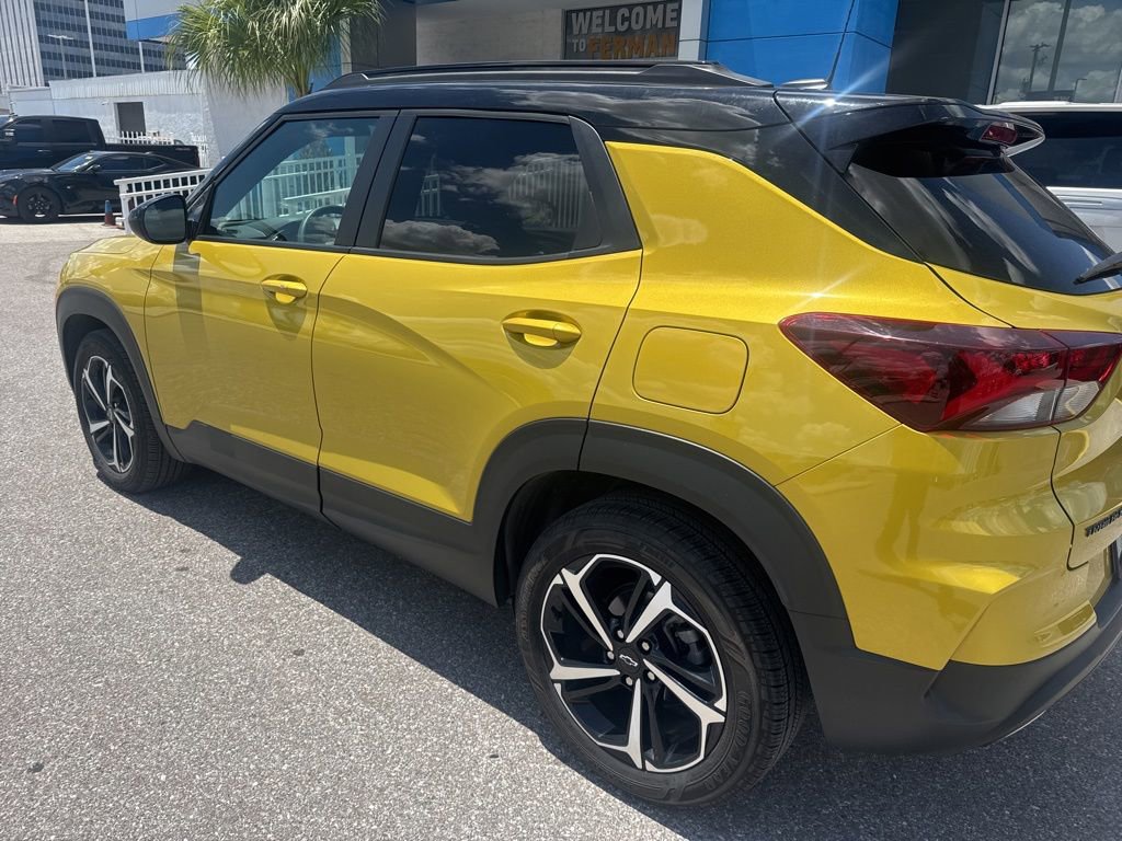 Used 2023 Chevrolet TrailBlazer RS w/ Convenience Package FWD image 6