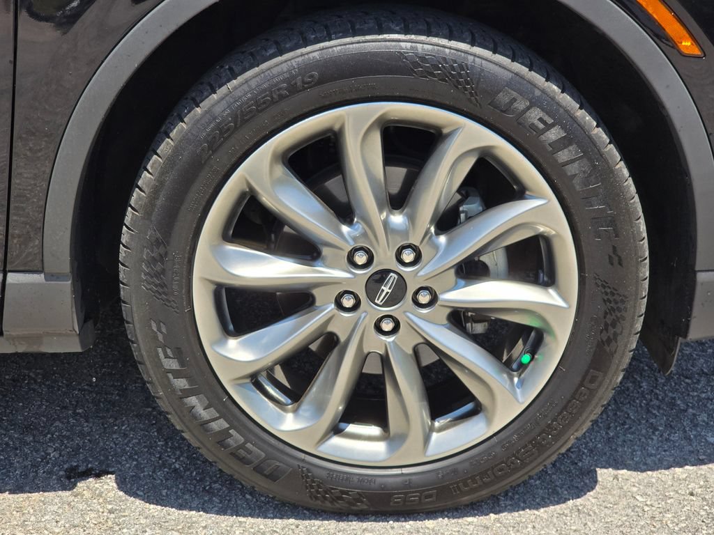 Used 2022 Lincoln Corsair FWD w/ Premium Package image 21