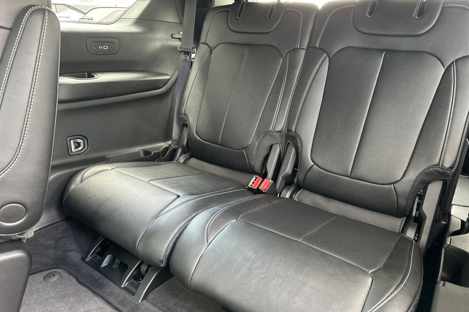 New 2026 Jeep Grand Cherokee L Limited AWD/4WD image 15