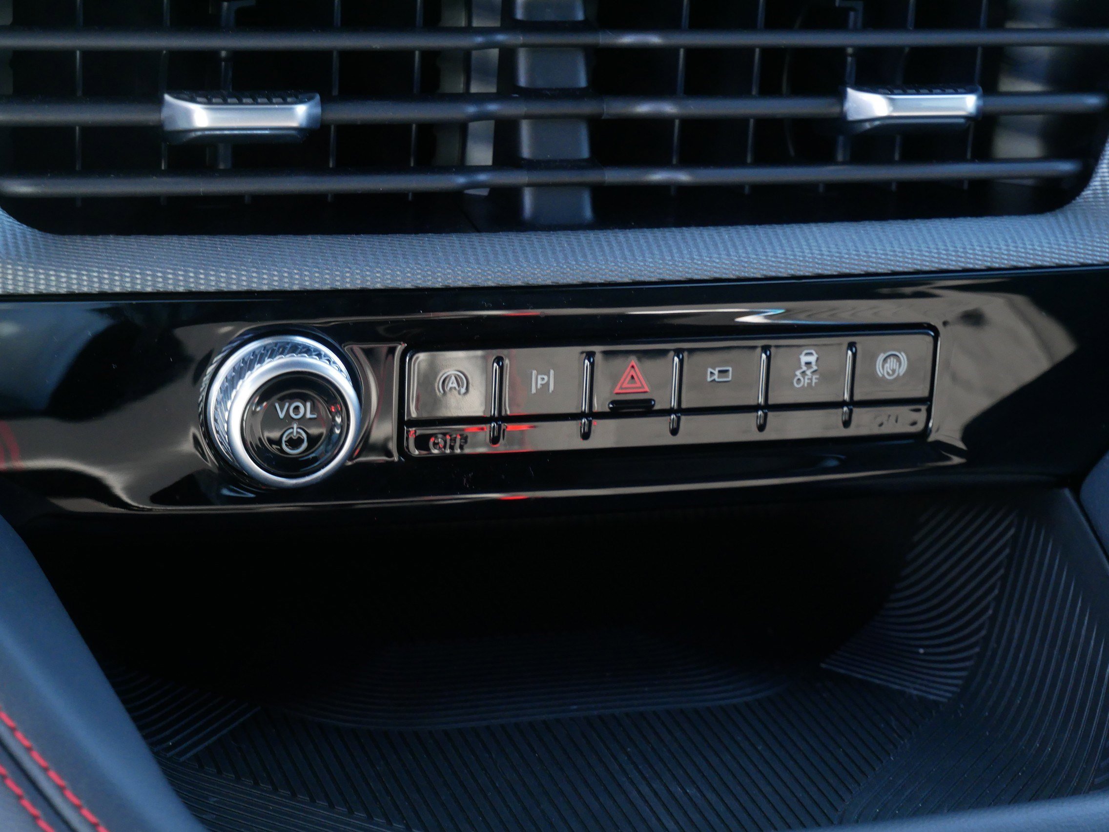 Used 2026 Ford Explorer ST-Line w/ ST-Line Street Pack image 23