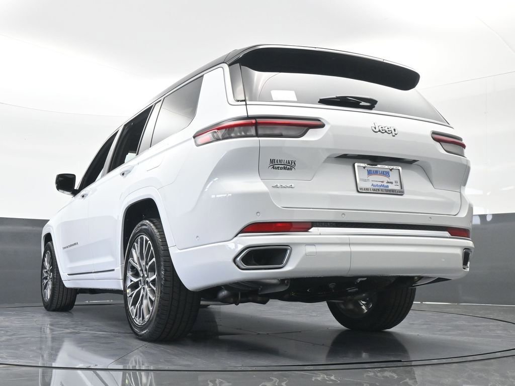 Used 2025 Jeep Grand Cherokee L Summit AWD/4WD image 58