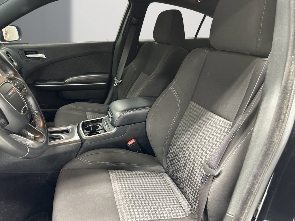 Used 2023 Dodge Charger SXT RWD image 14