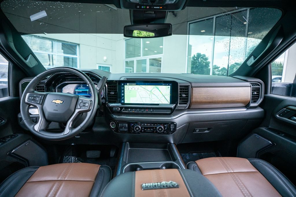 Used 2024 Chevrolet Silverado 3500 High Country AWD/4WD image 51