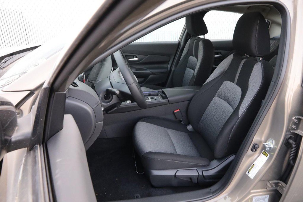 New 2026 Nissan Sentra SV w/ SV Convenience Package image 9