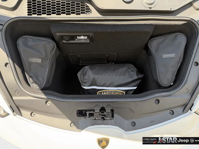 Used 2019 Lamborghini Huracan LP 580-2 RWD image 24