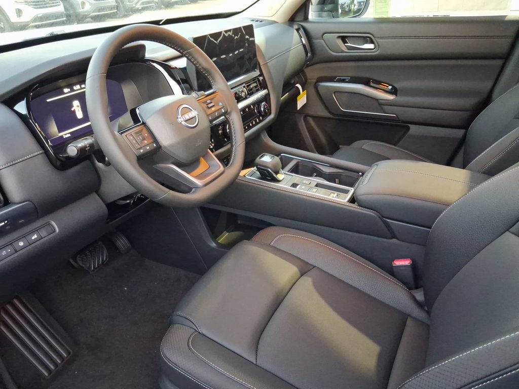 New 2026 Nissan Pathfinder SL w/ SL Premium Package FWD image 7
