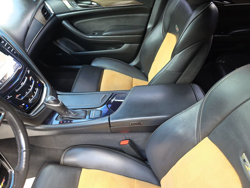Used 2017 Cadillac CTS V w/ Luxury Package RWD image 25