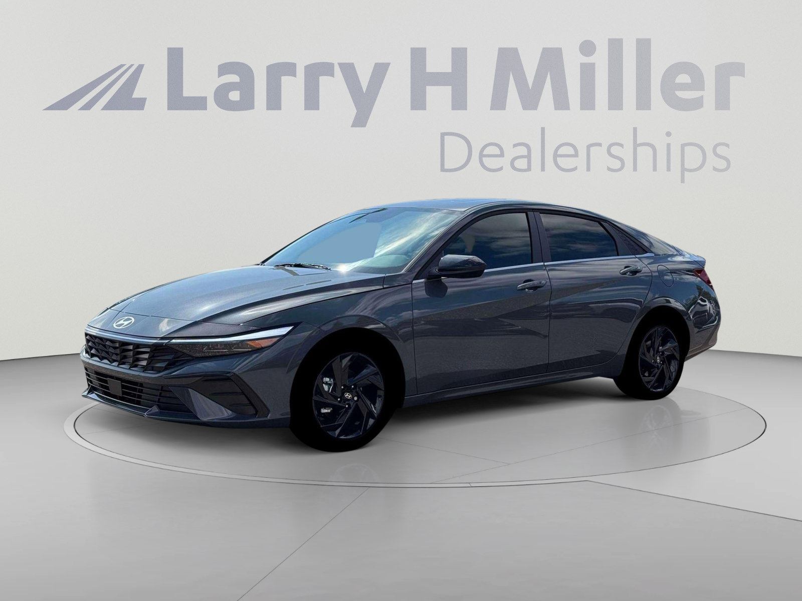 New 2026 Hyundai Elantra SEL Sport Premium FWD image 2