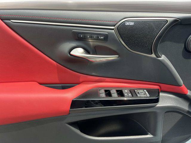 Certified 2024 Lexus ES 350 F Sport w/ Accessory Package (Z2) FWD image 28