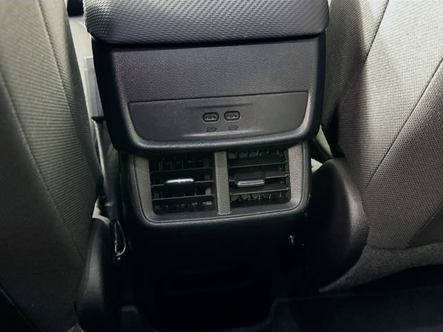 Used 2025 Chevrolet Equinox LT image 25