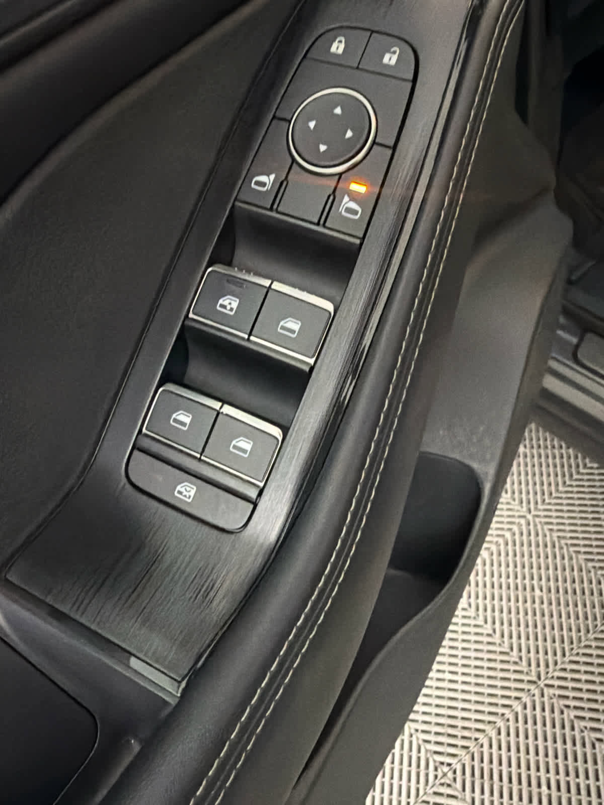Certified 2023 Nissan Rogue SL AWD/4WD image 23