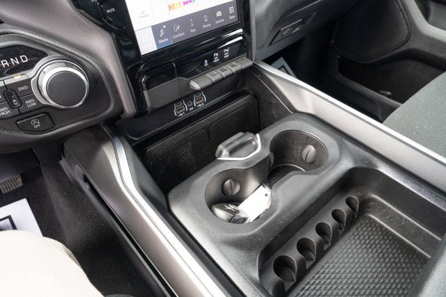 Used 2025 RAM 1500 Big Horn AWD/4WD image 20