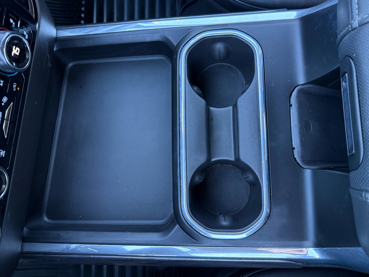 Used 2025 Chevrolet Silverado 3500 LTZ w/ LTZ Texas Edition image 46