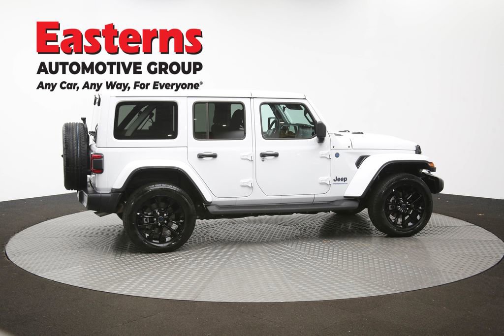 Used 2025 Jeep Wrangler Unlimited Sahara image 43
