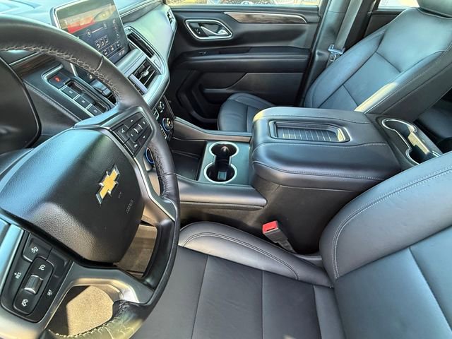 Used 2021 Chevrolet Suburban LT w/ Rear Media and Nav Package image 9