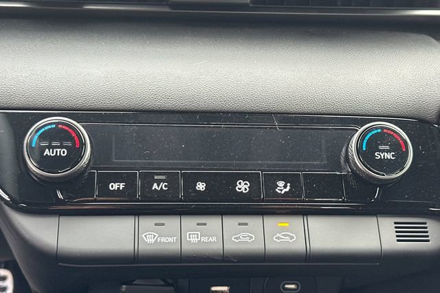 New 2026 Hyundai Elantra Sport FWD image 19