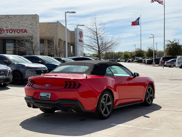 Used 2025 Ford Mustang EcoBoost image 5
