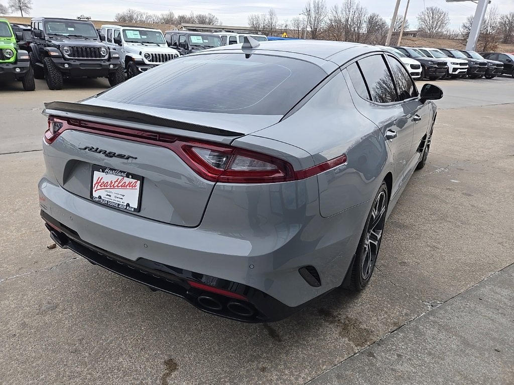 Used 2020 Kia Stinger GT2 image 10