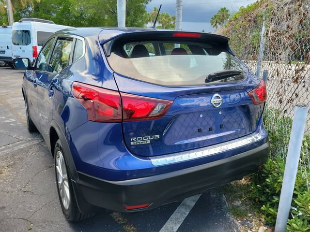 Used 2019 Nissan Rogue Sport S w/ Appearance Package FWD image 3