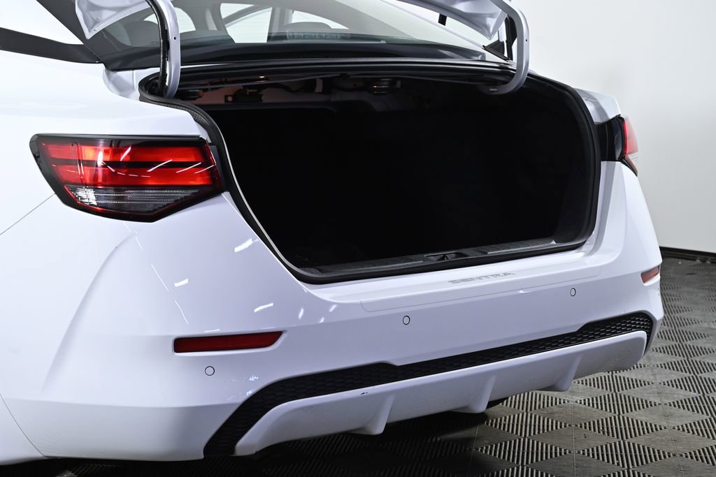 Used 2020 Nissan Sentra SV image 32