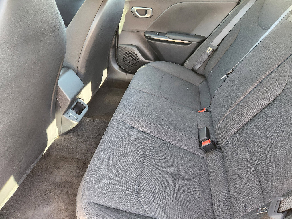 New 2026 Kia K4 LXS image 18