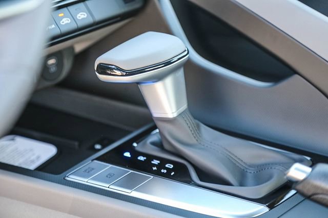 New 2026 Hyundai Elantra Sport FWD image 25