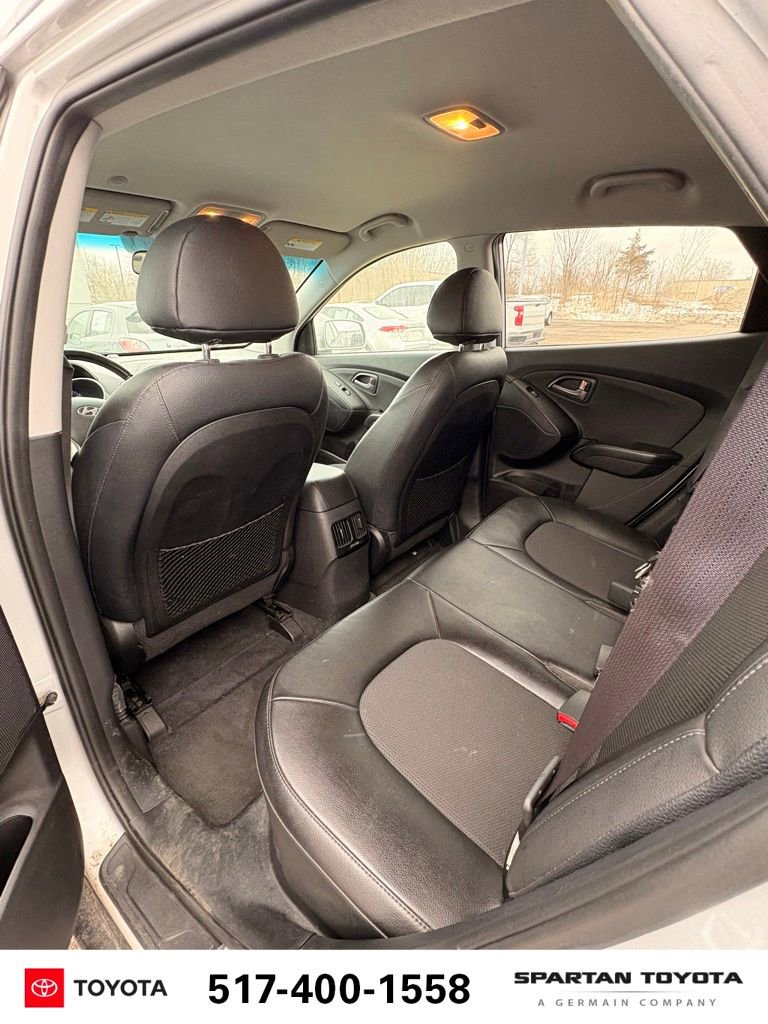 Used 2015 Hyundai Tucson SE image 12