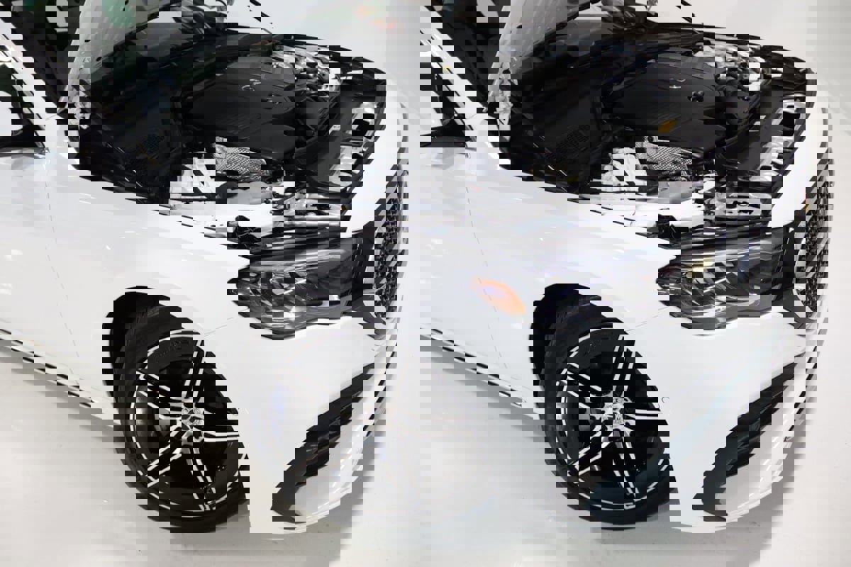 Used 2025 Mercedes-Benz E 350 4MATIC Sedan image 73