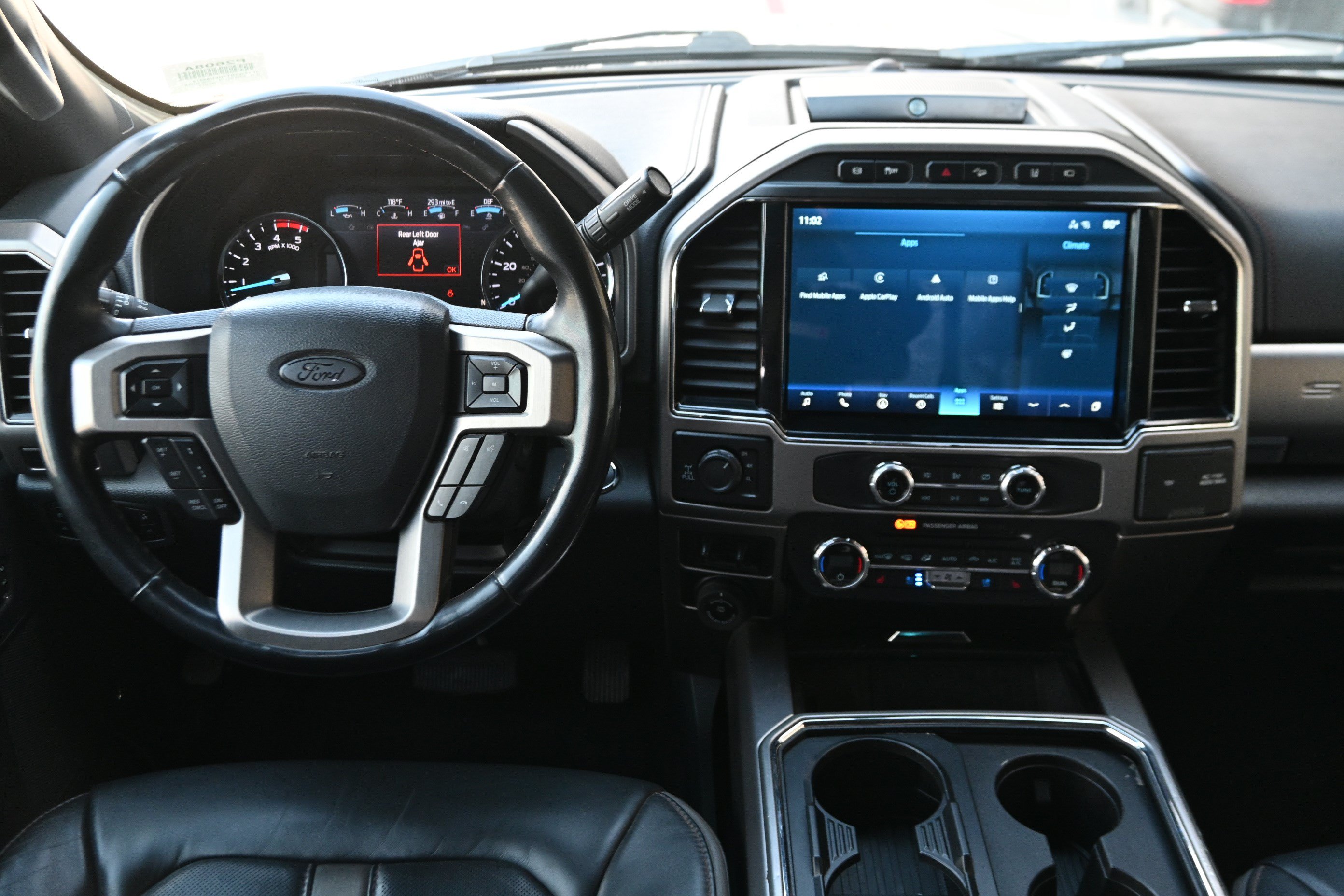 Used 2022 Ford F250 Platinum w/ FX4 Off-Road Package AWD/4WD image 24