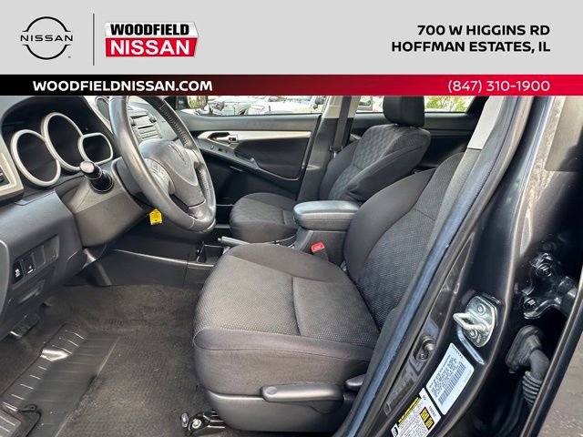 Used 2009 Pontiac Vibe w/ Sun And Sound Package FWD image 28