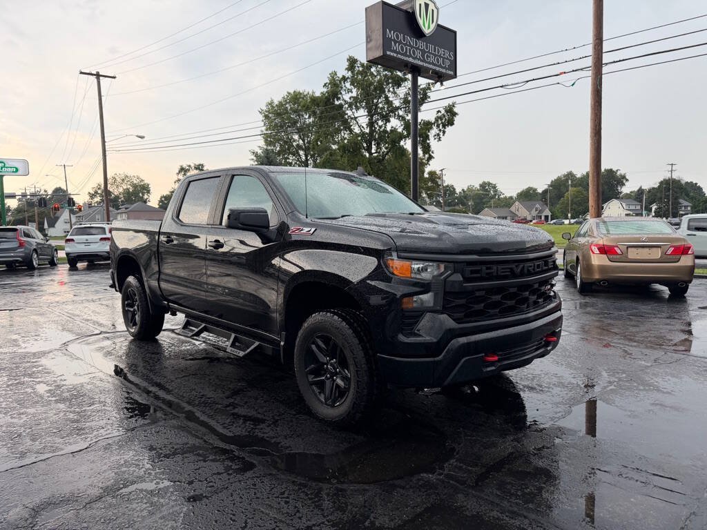 Used 2022 Chevrolet Silverado 1500 Custom Trail Boss AWD/4WD image 5