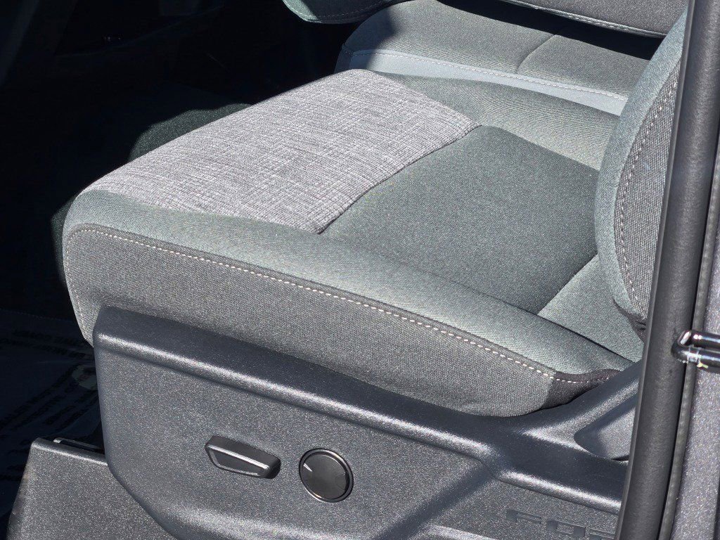 New 2026 Ford F350 XLT w/ XLT Premium Package image 19