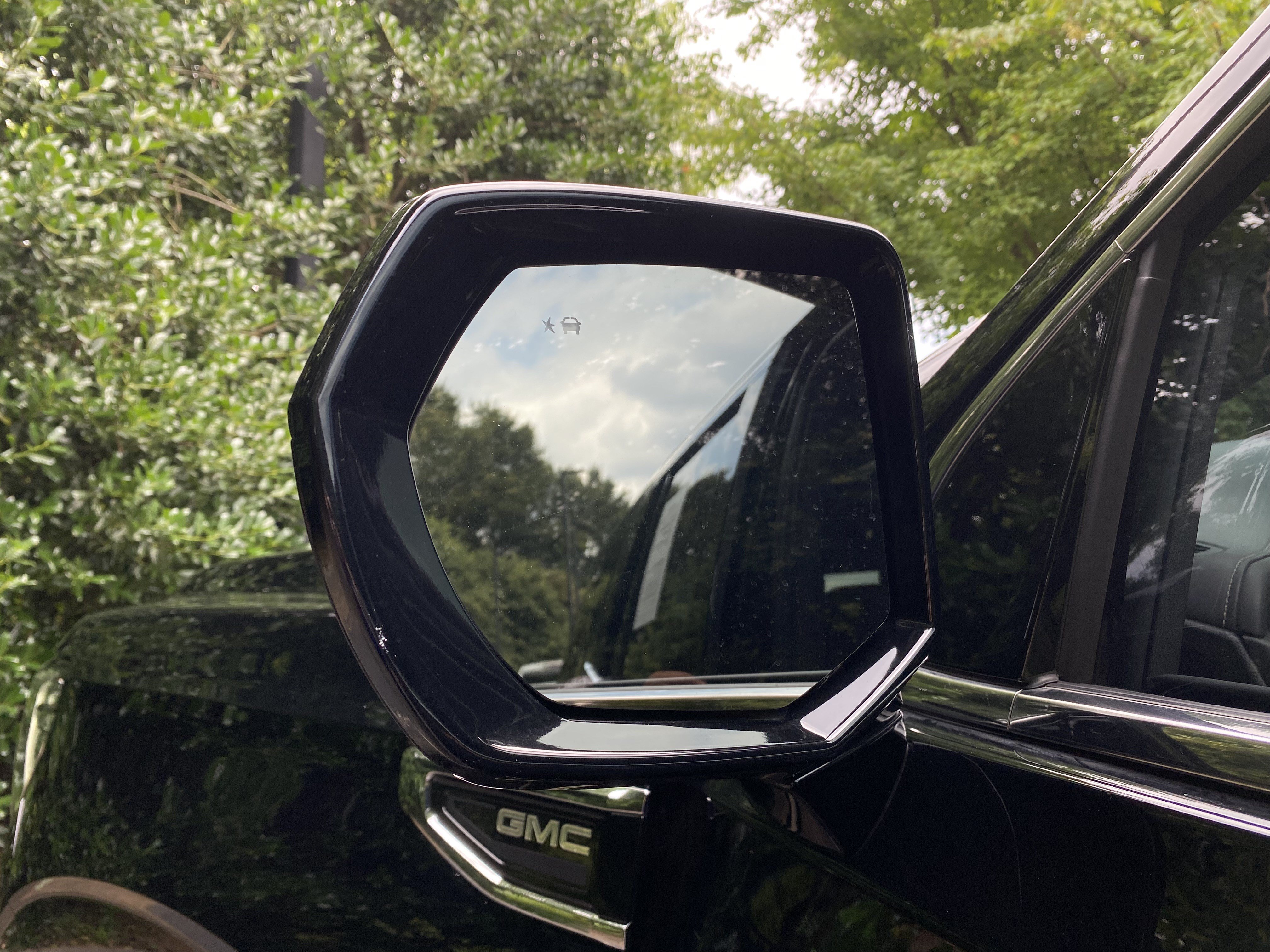 Used 2022 GMC Yukon SLT RWD image 41