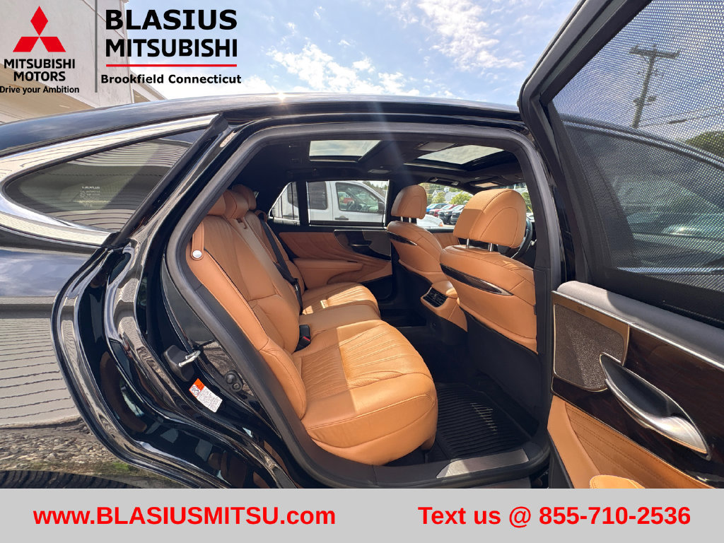 Used 2023 Lexus LS 500 AWD w/ Luxury Package image 46