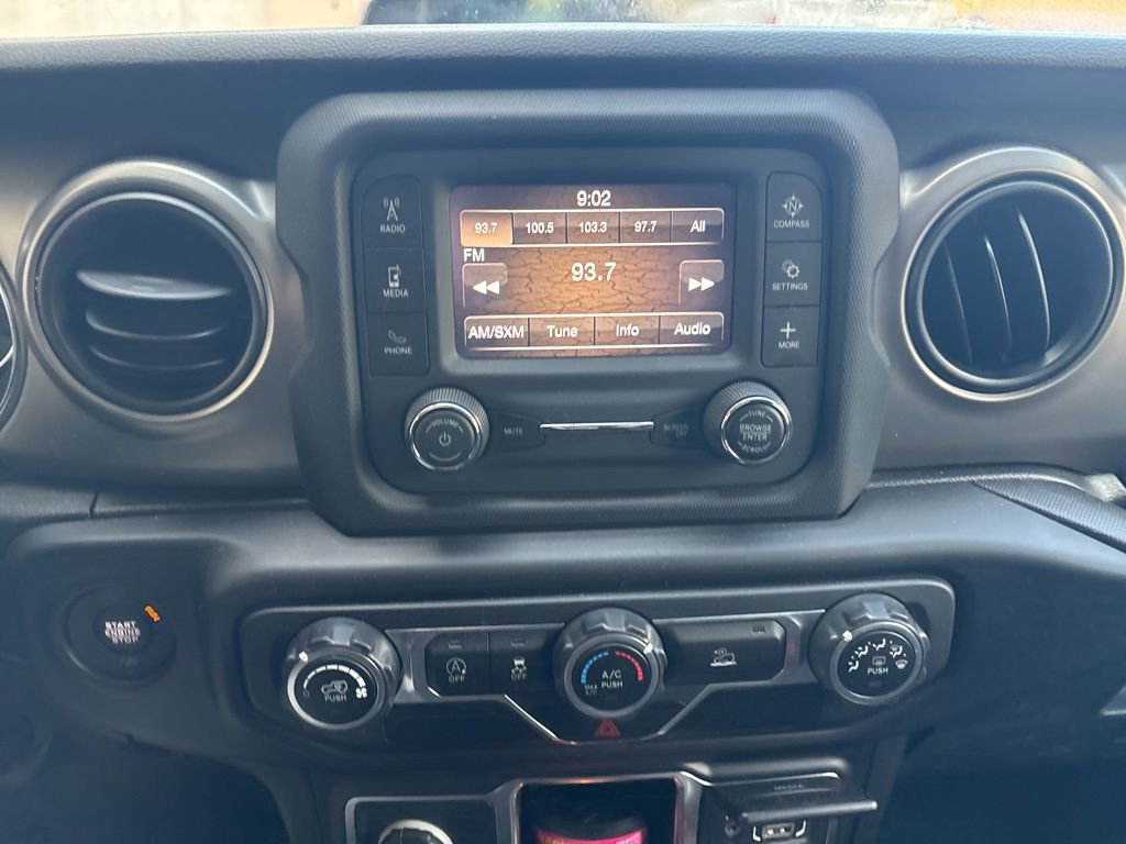 Used 2021 Jeep Wrangler Unlimited Sport image 18