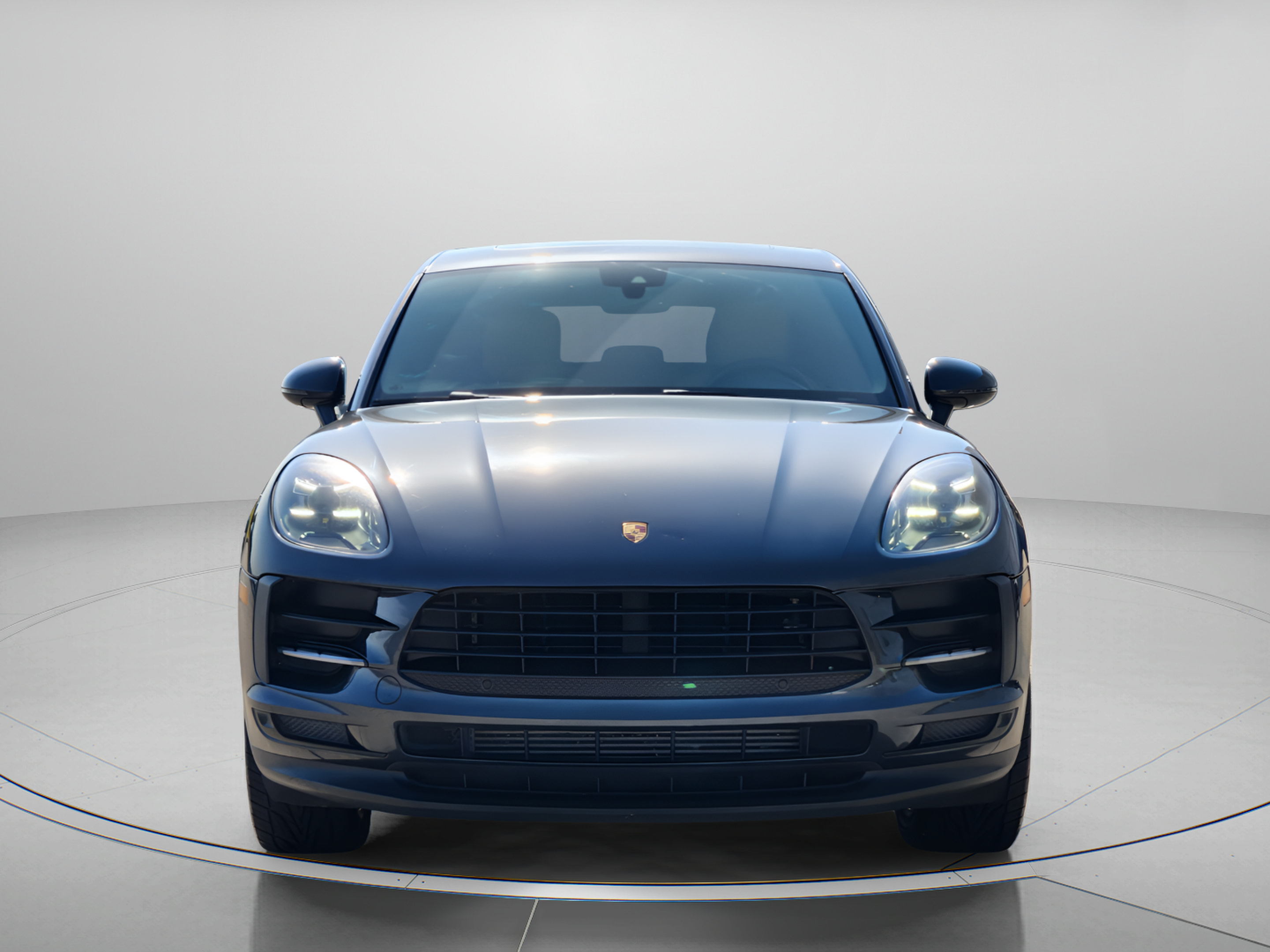 Used 2020 Porsche Macan AWD/4WD image 6