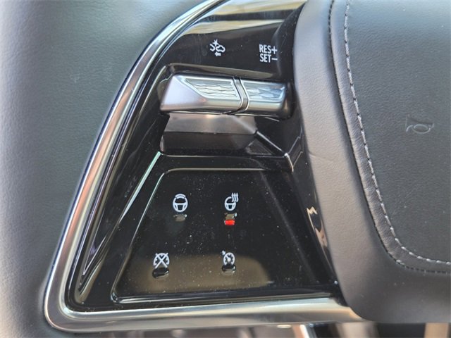 New 2025 Cadillac Lyriq Luxury image 20