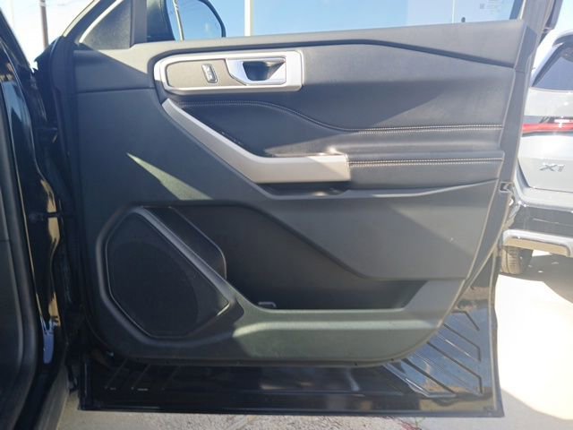 Used 2022 Ford Explorer XLT RWD image 14