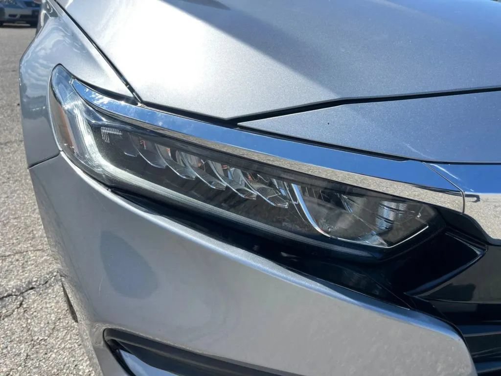 Used 2018 Honda Accord LX image 33
